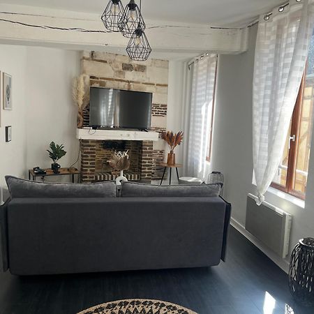 Bel Appartement En Plein Coeur Du Vieux Troyes. Exterior foto